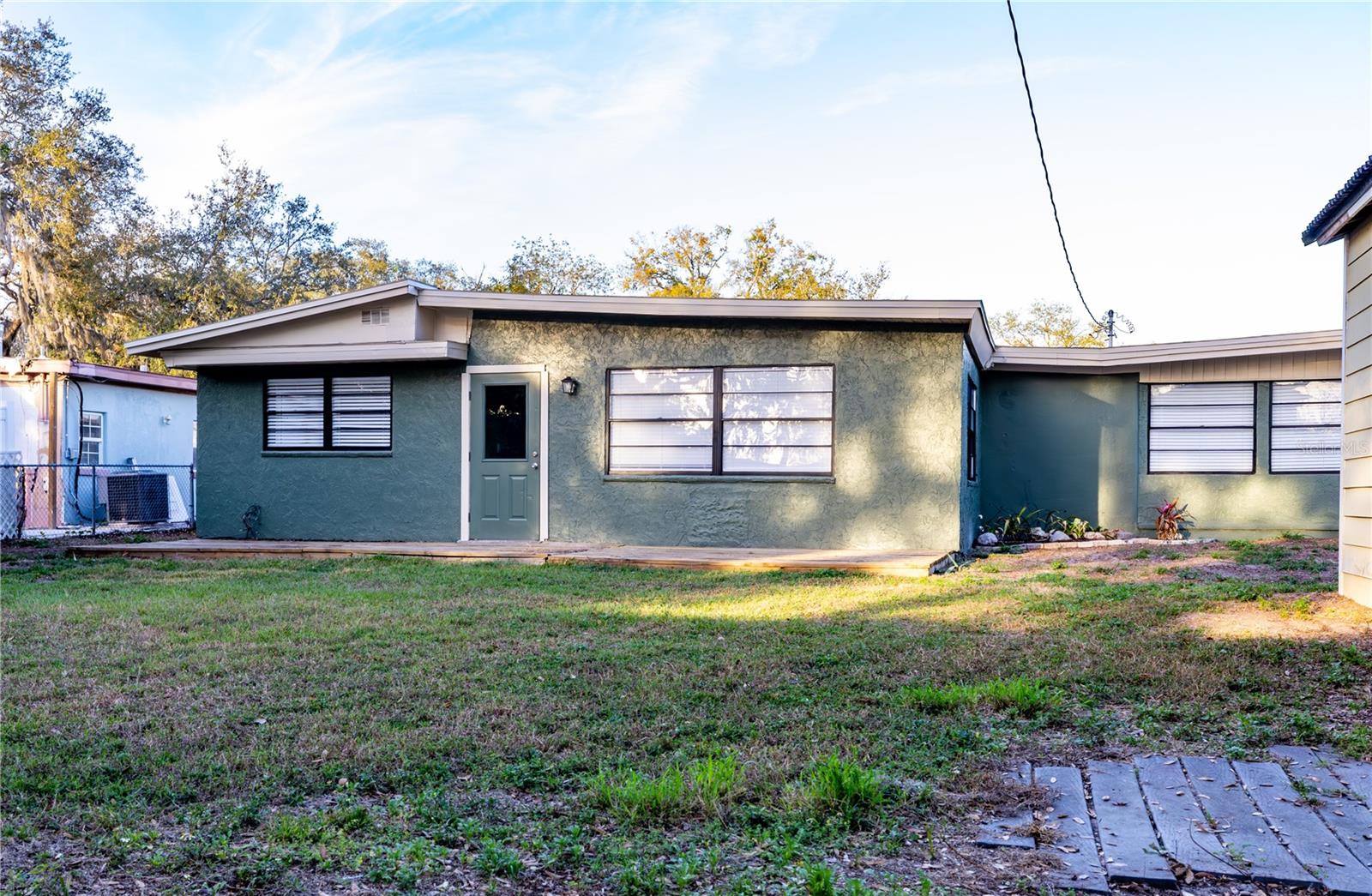2026 Sunset Ln Property Photo 38