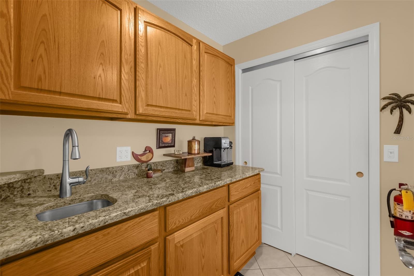 2801 Barboza Dr Property Photo 25