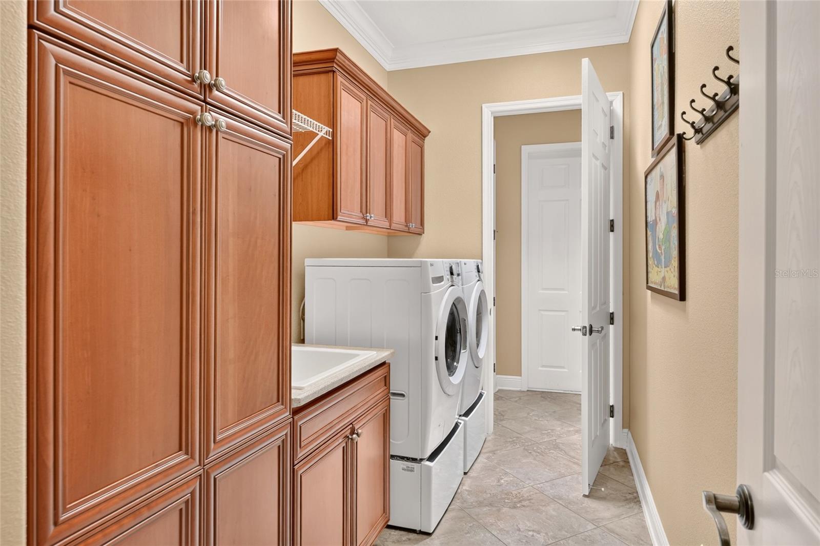 622 Laurel Run Property Photo 48