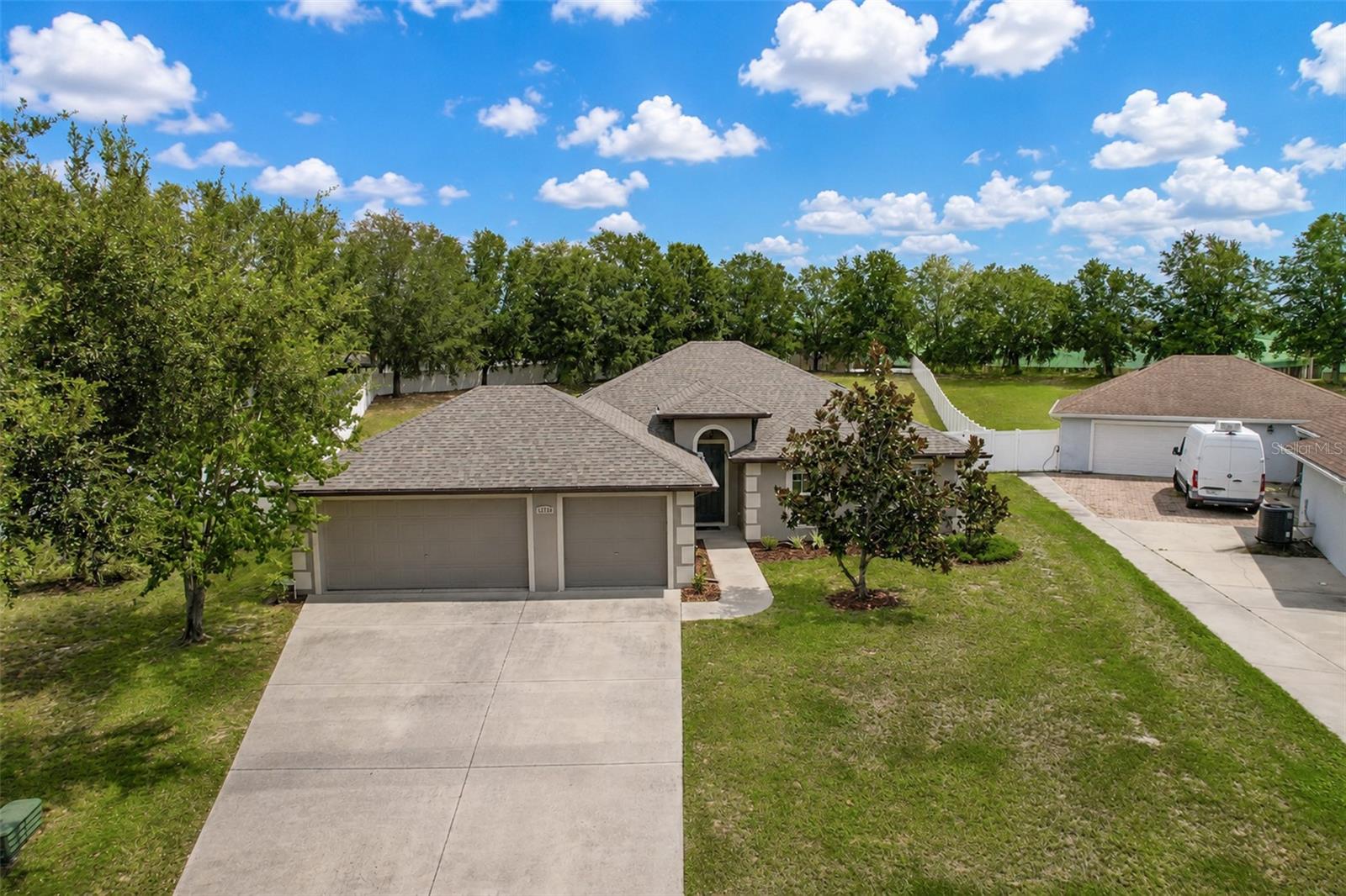 10105 Lenox St Property Photo 48