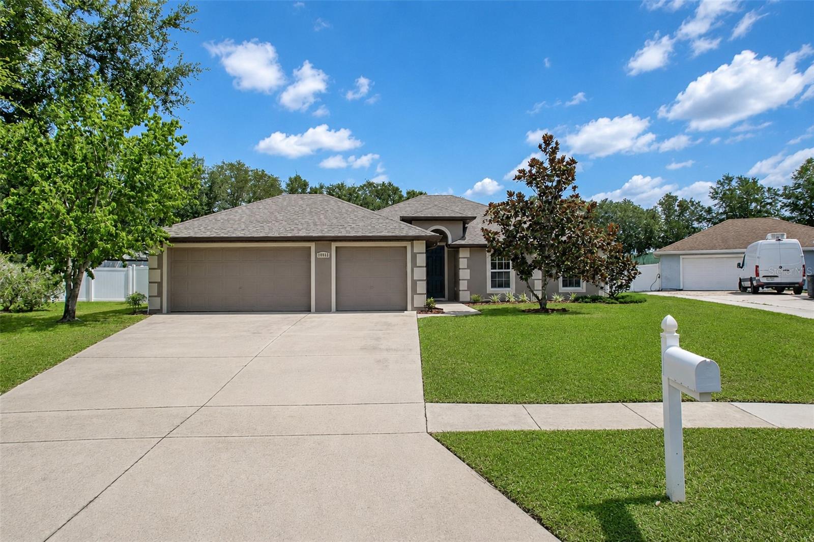 10105 Lenox St Property Photo 52