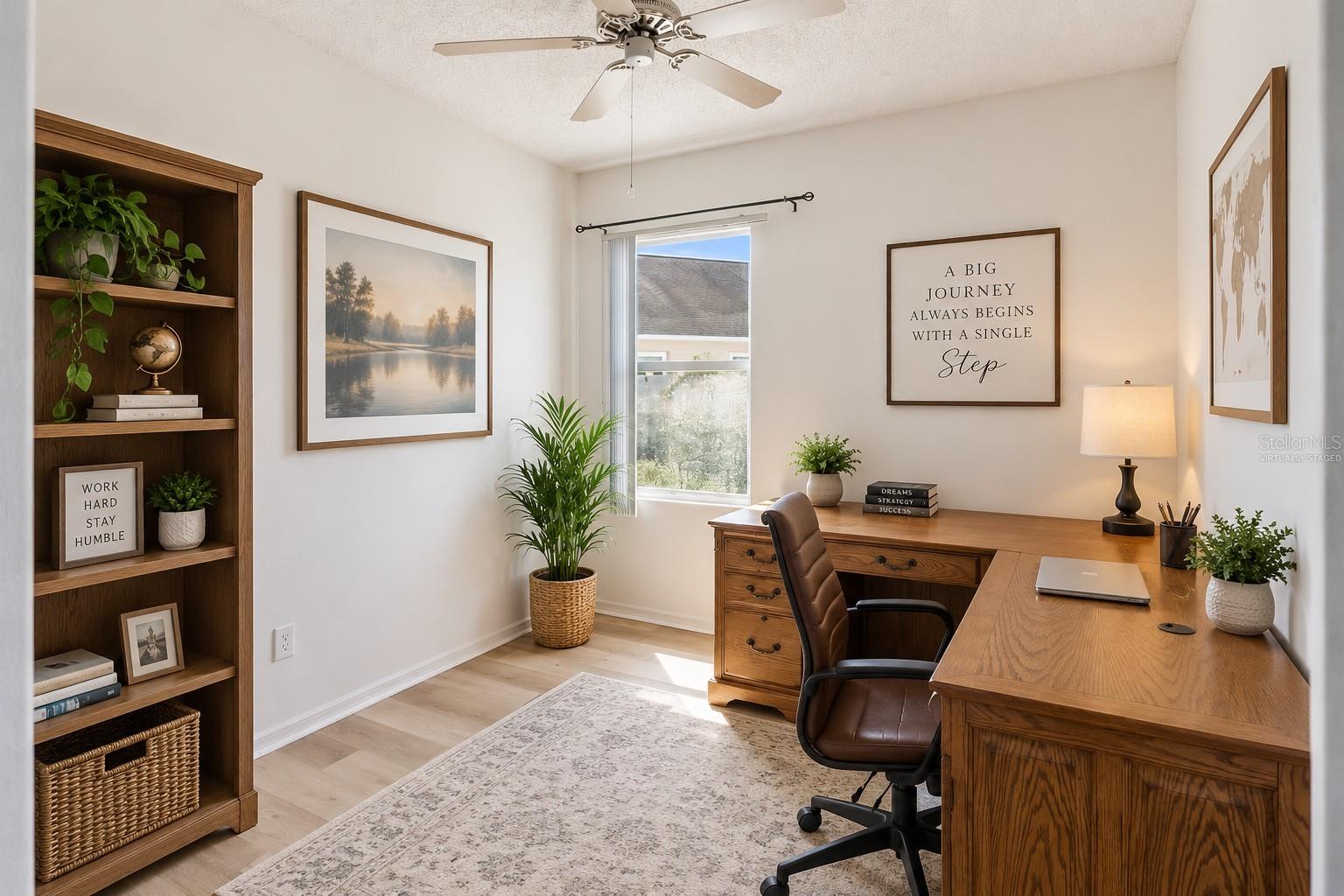 448 Cotswold Cir Property Photo 8