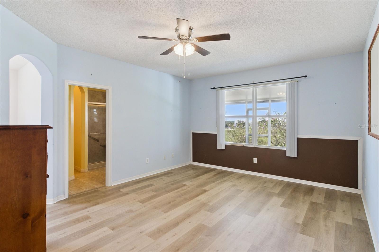 448 Cotswold Cir Property Photo 22
