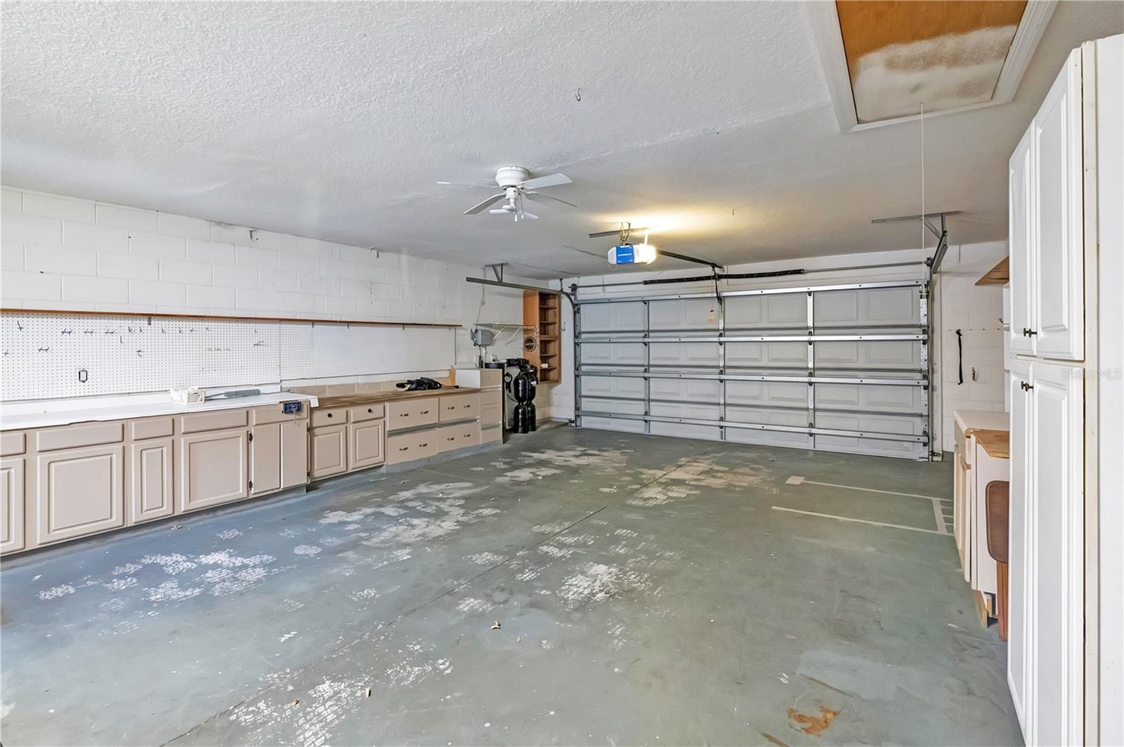 364 Cherry Tree St Property Photo 20