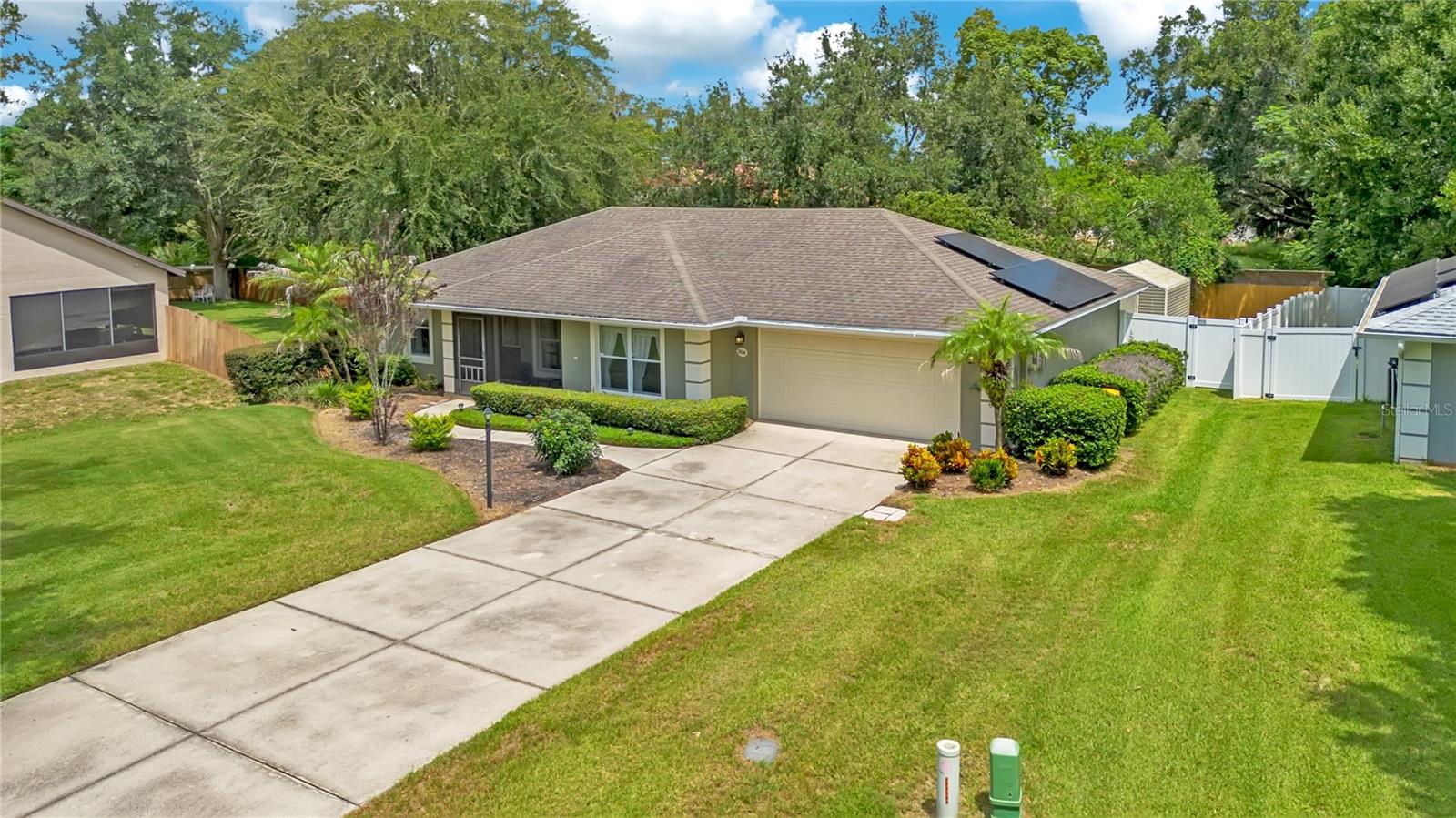 364 Cherry Tree St Property Photo 29