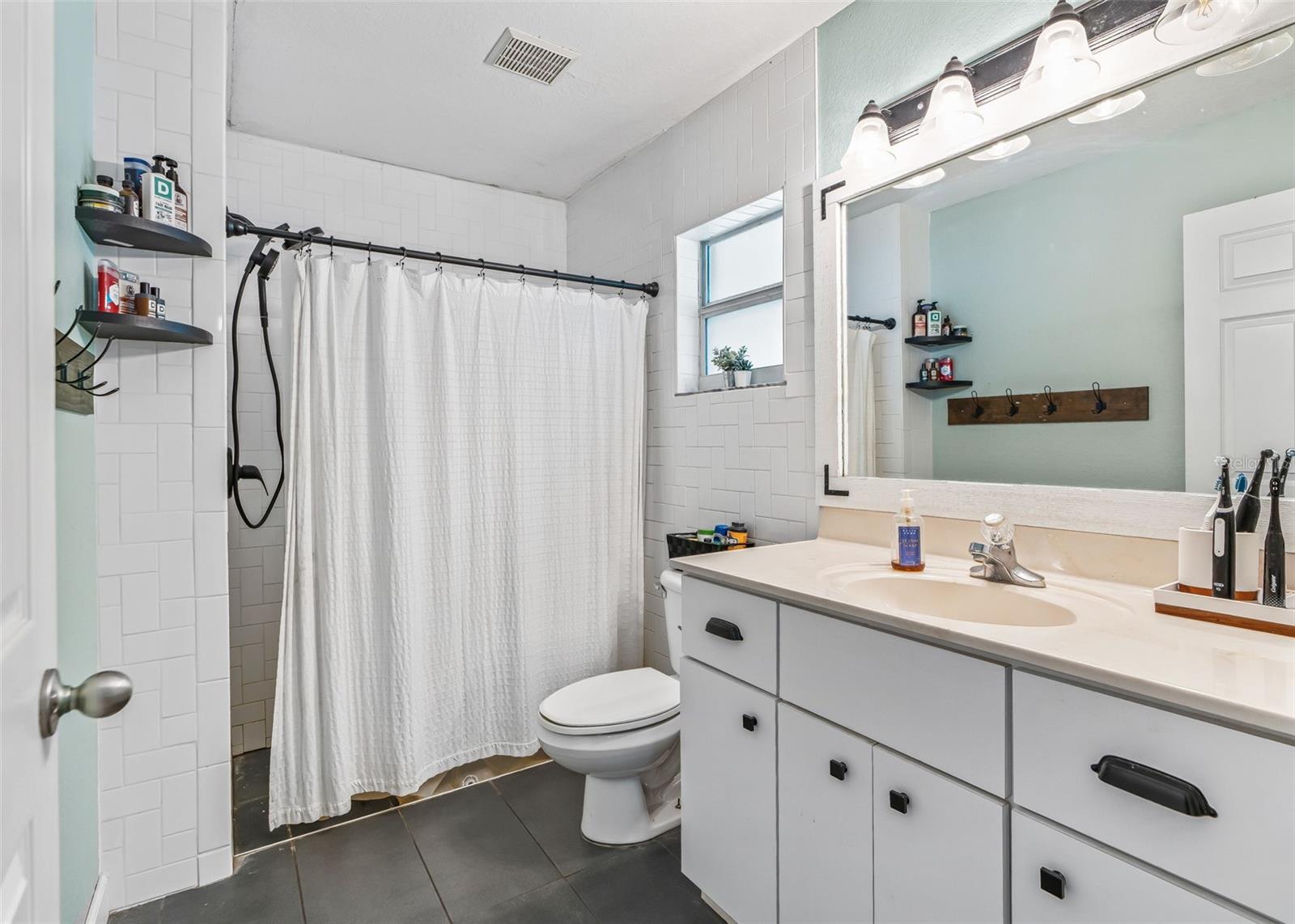 6 Hemlock Court Pass Property Photo 18