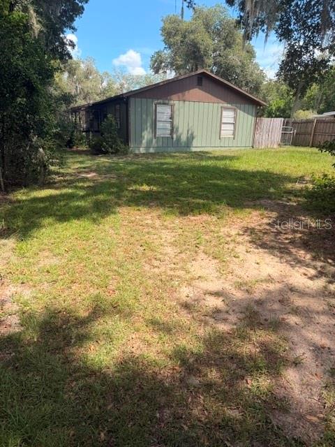40950 W 9th St Property Photo 4