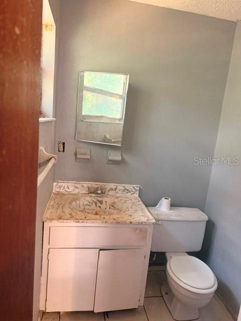 40950 W 9th St Property Photo 11