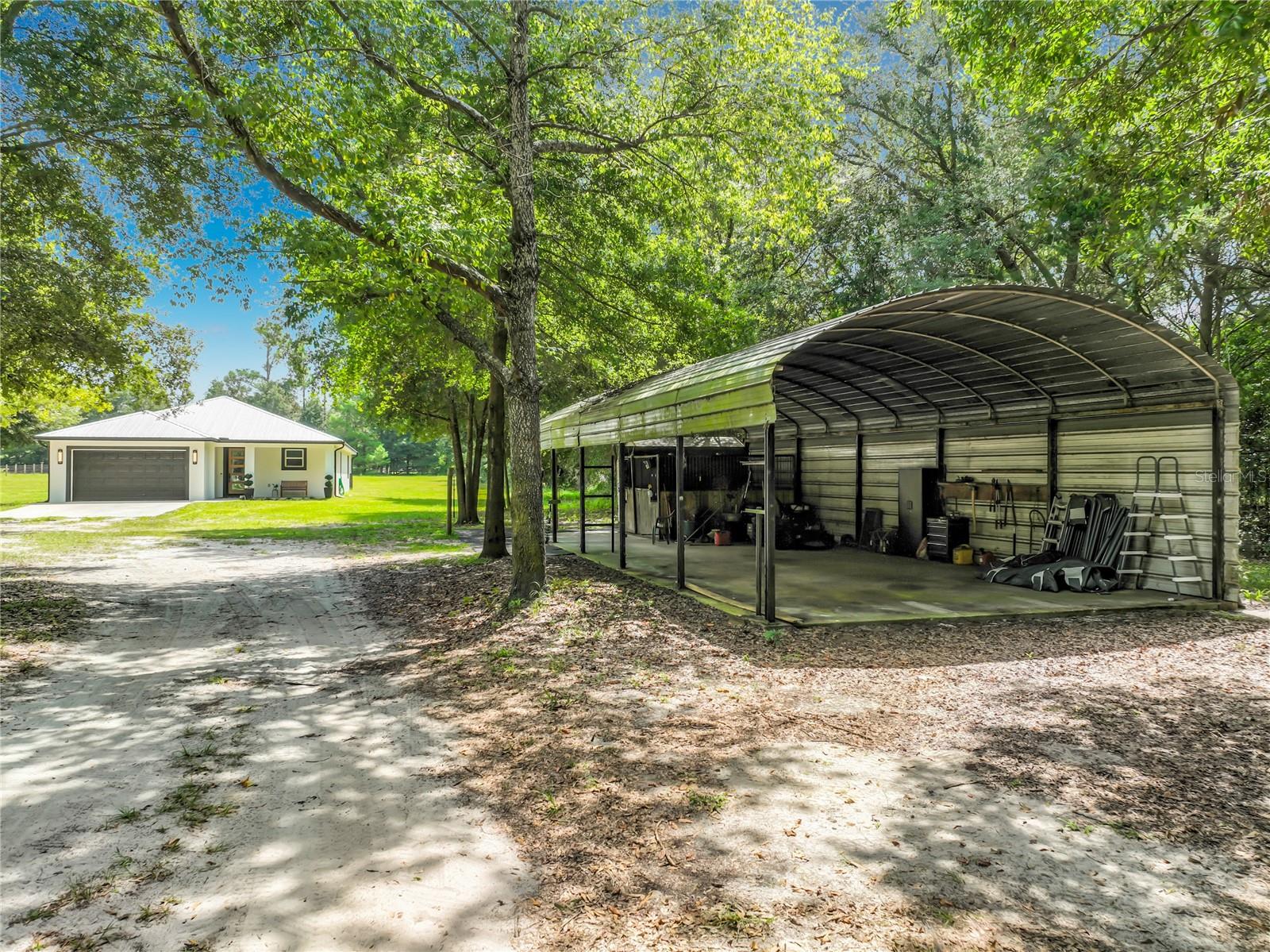 34814 William Ln Property Photo 3