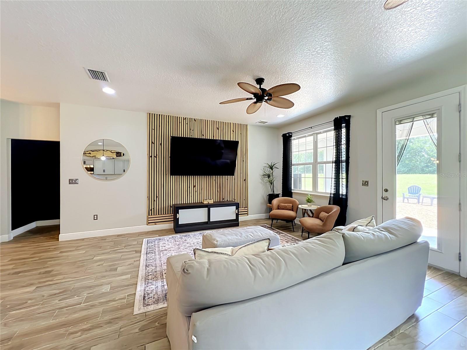 34814 William Ln Property Photo 28
