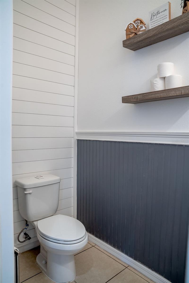 612 Silverthorn Pl Property Photo 13