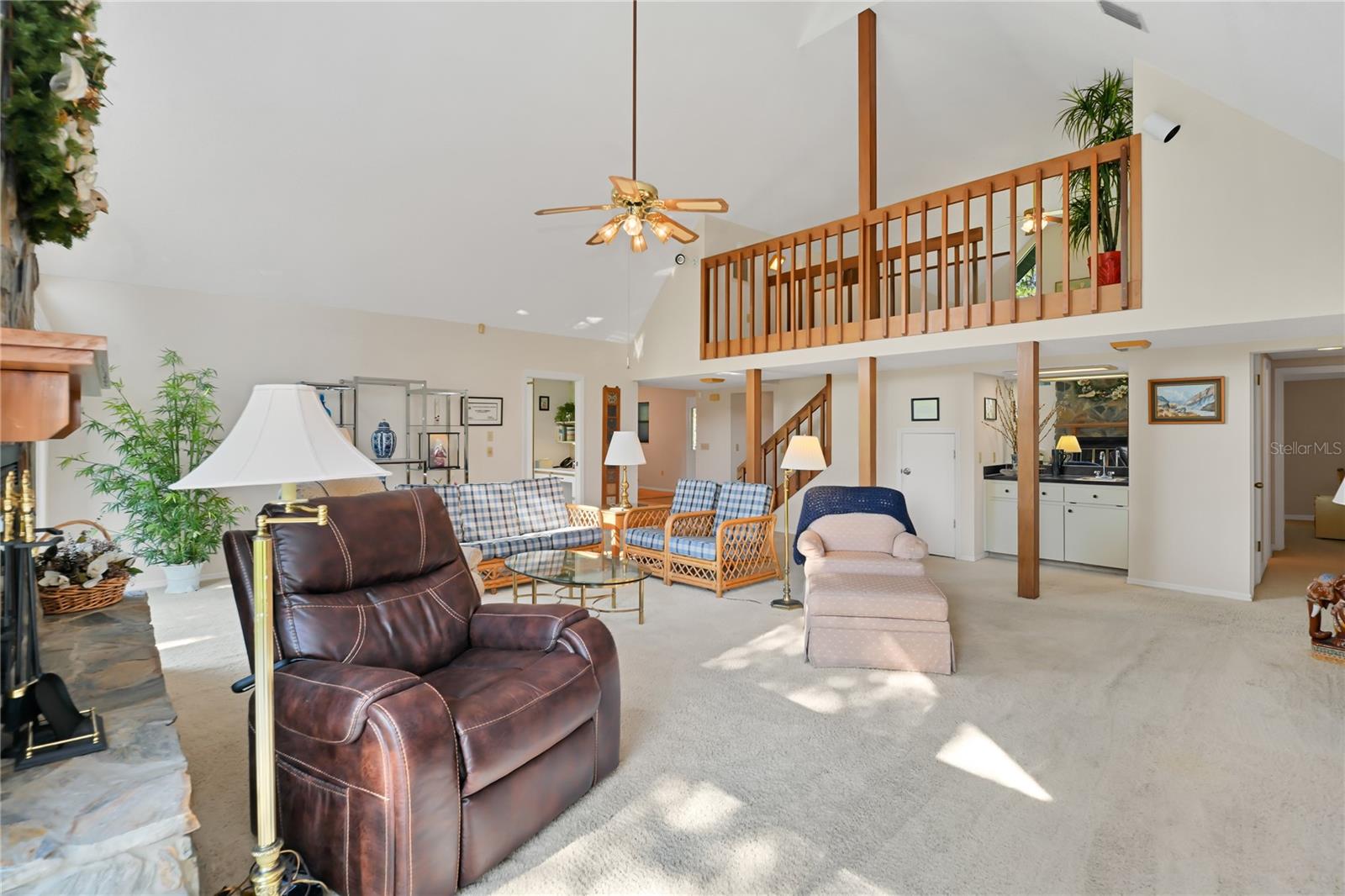 821 N Golf Course Dr Property Photo 4