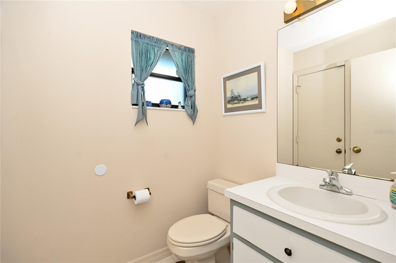 821 N Golf Course Dr Property Photo 24