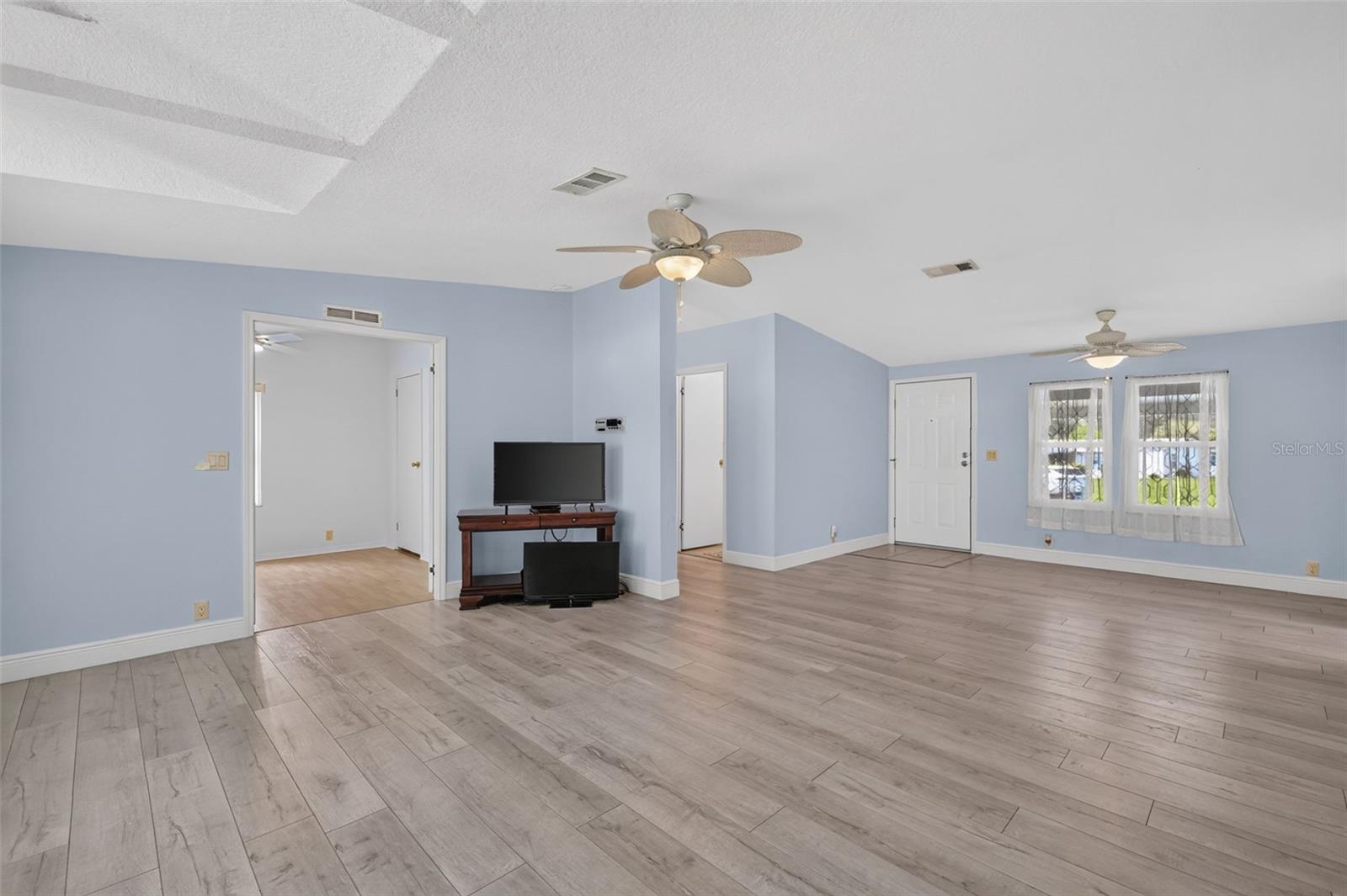9574 Se 166th Pl Property Photo 4