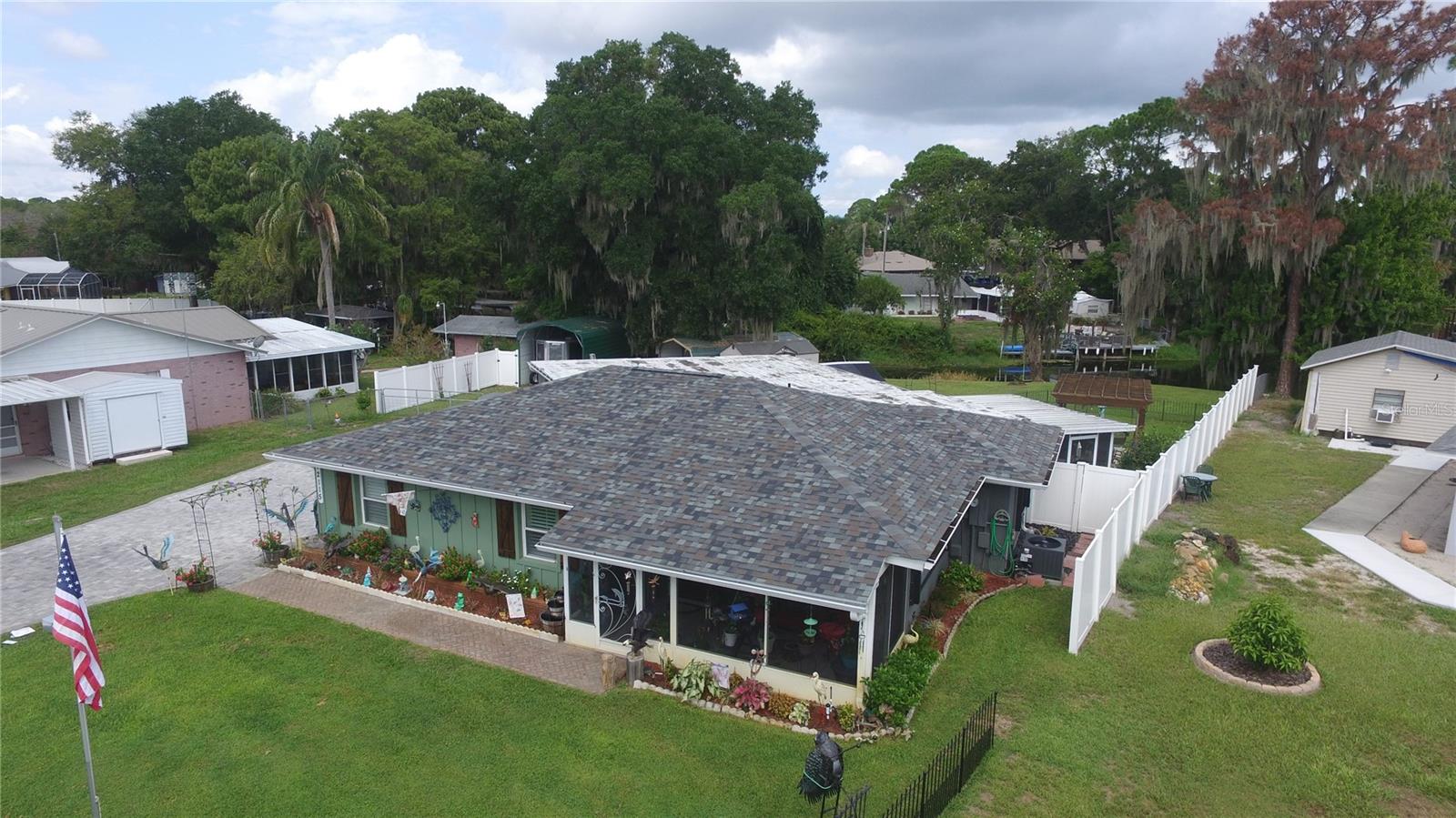 12115 Virginia Dr Property Photo 19
