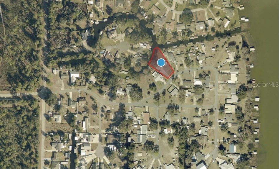 12115 Virginia Dr Property Photo 22