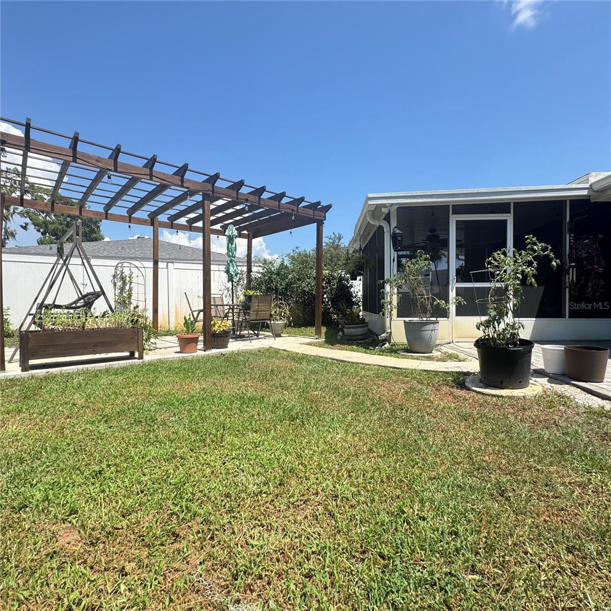 12115 Virginia Dr Property Photo 76