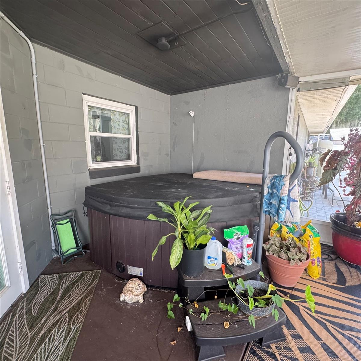 12115 Virginia Dr Property Photo 82