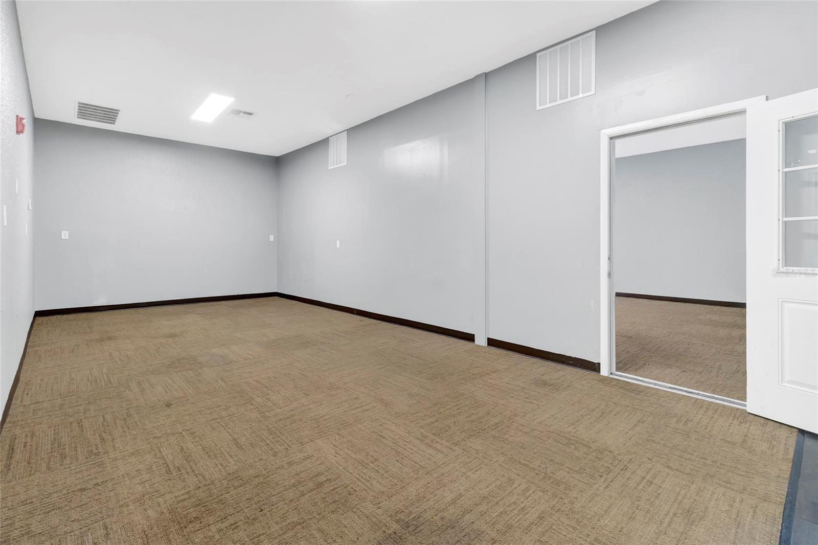 105 E Baker St Property Photo 19