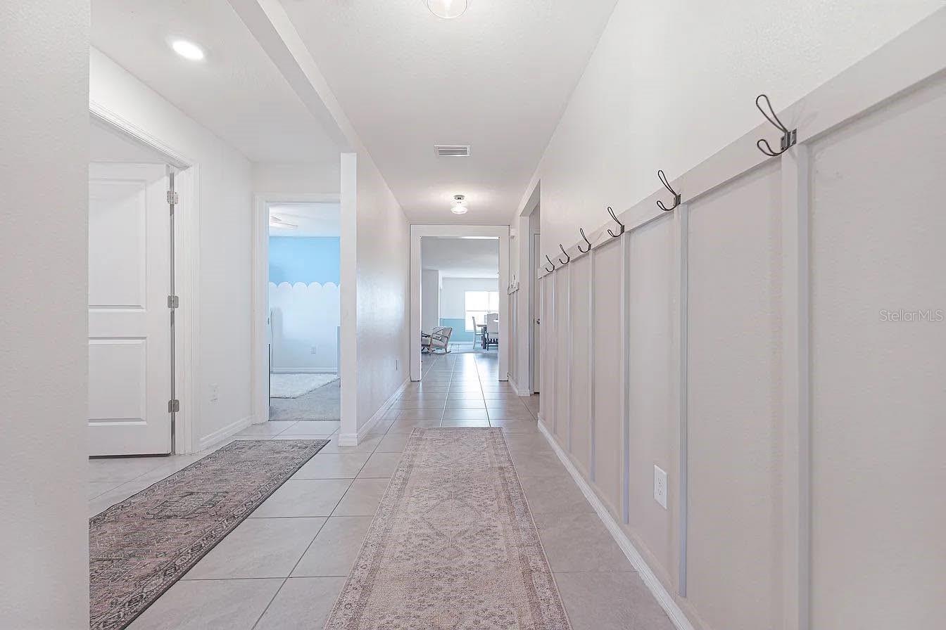 8574 Triumph Cir Property Photo 2