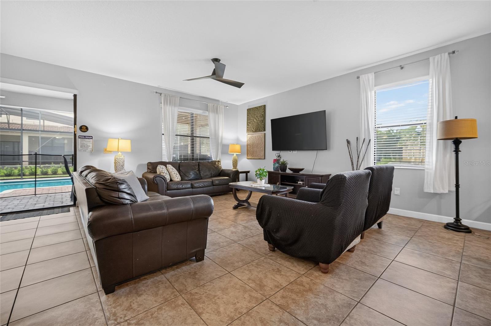 1400 Wexford Way Property Photo 12
