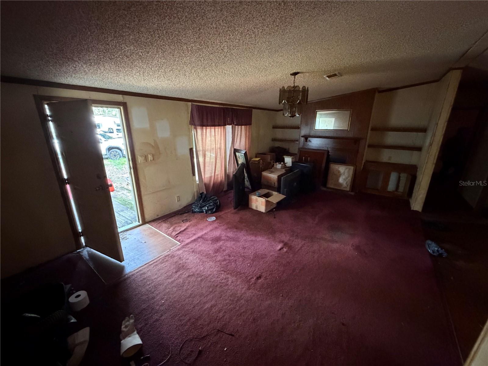 45901 Michigan Rd Property Photo 2