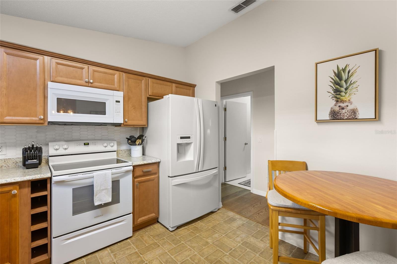 2527 Botello Ave Property Photo 10