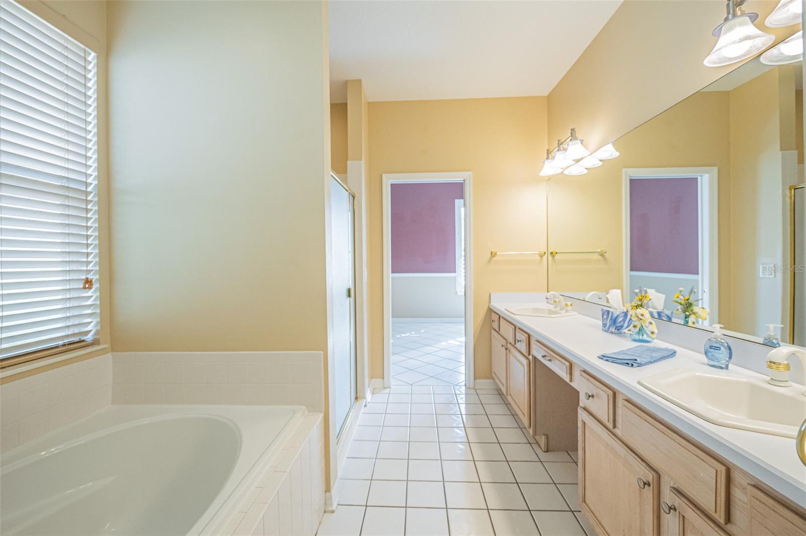 7004 Pine Hollow Dr Property Photo 26