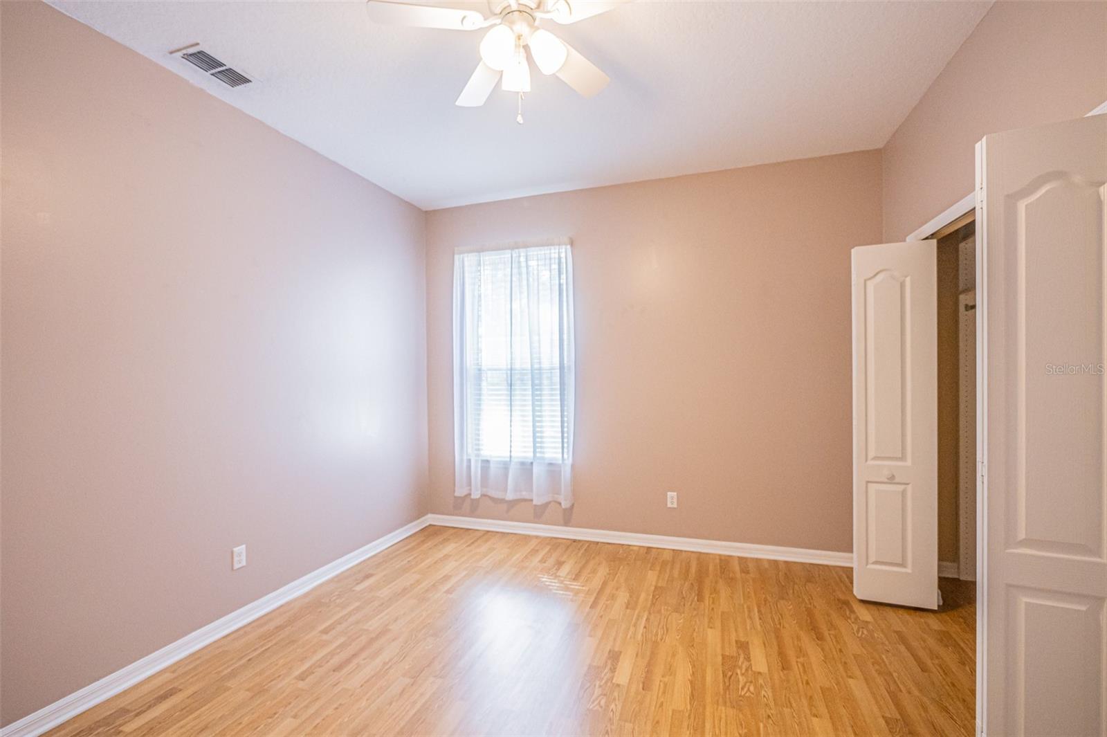 7004 Pine Hollow Dr Property Photo 28