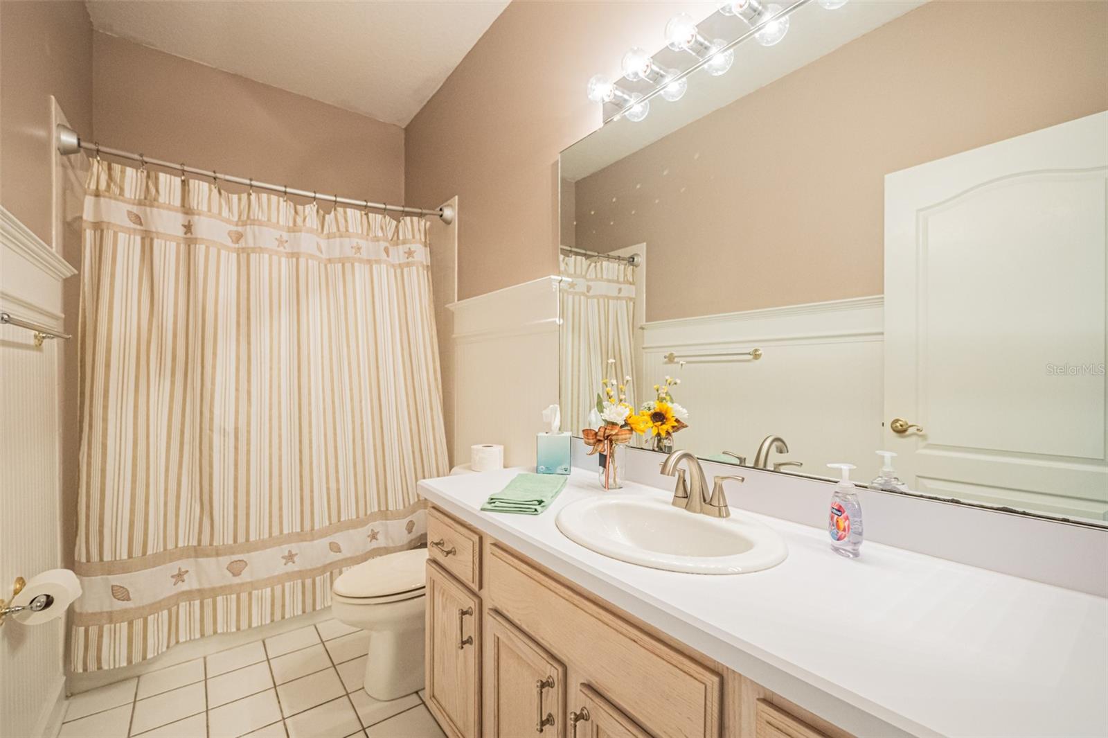 7004 Pine Hollow Dr Property Photo 32