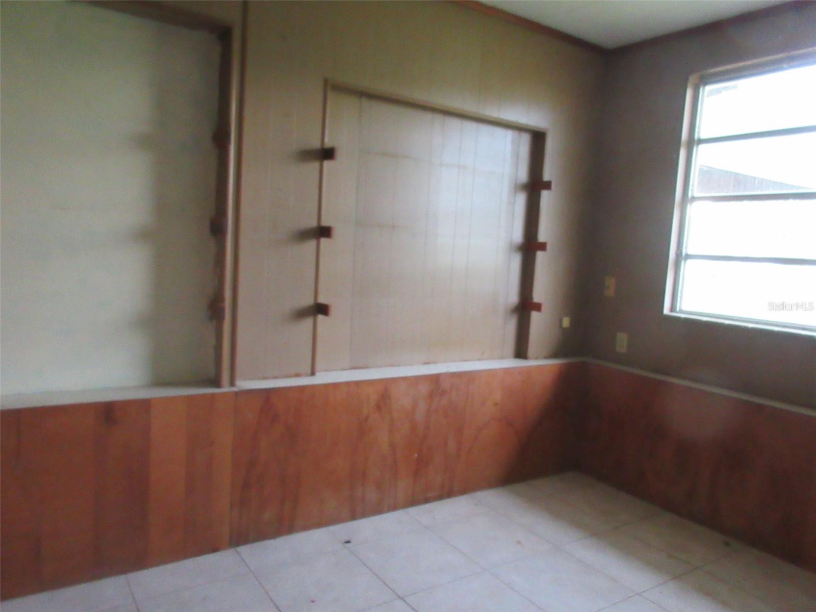 11639 Huggins St Property Photo 4