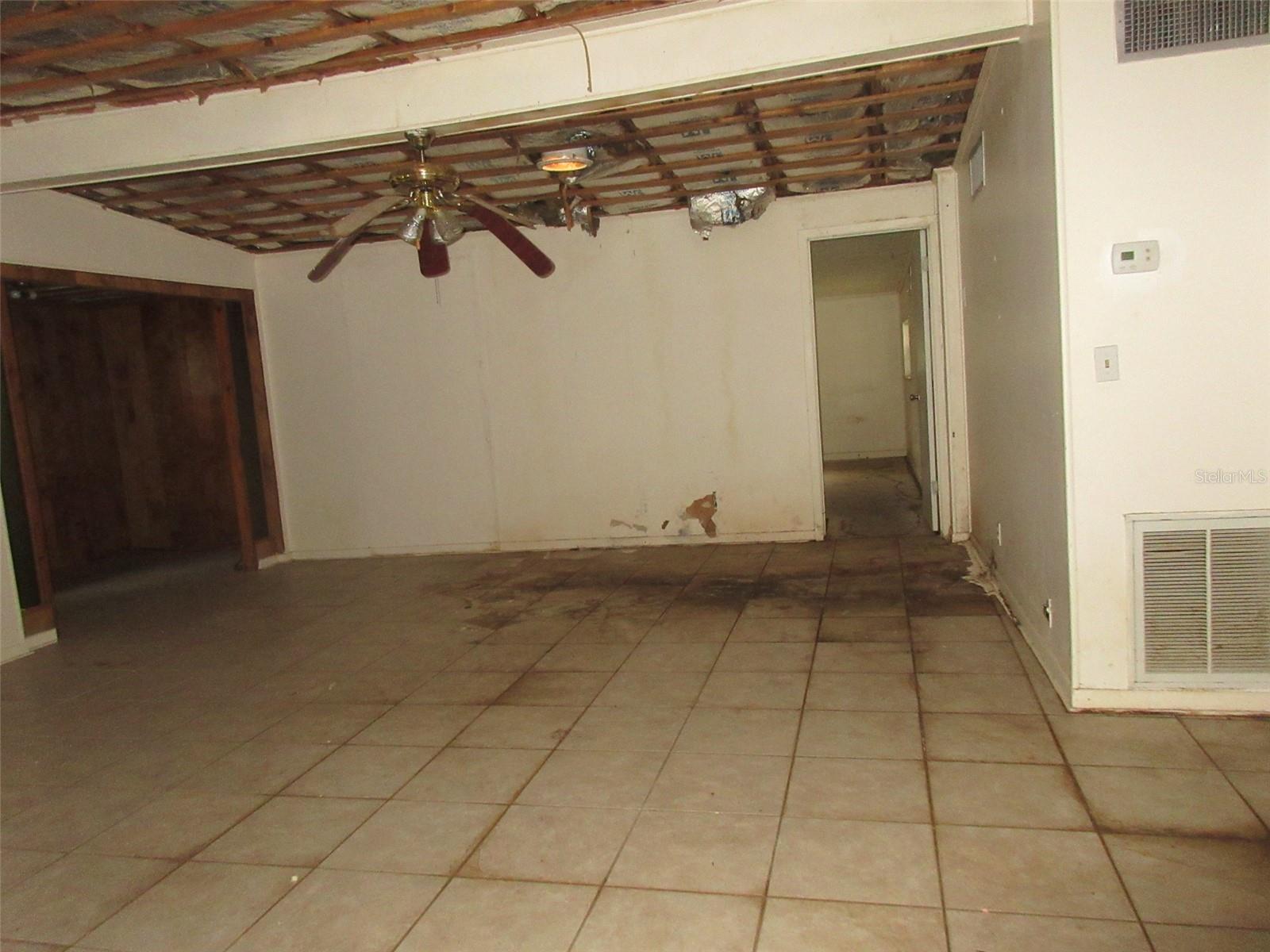 11639 Huggins St Property Photo 10