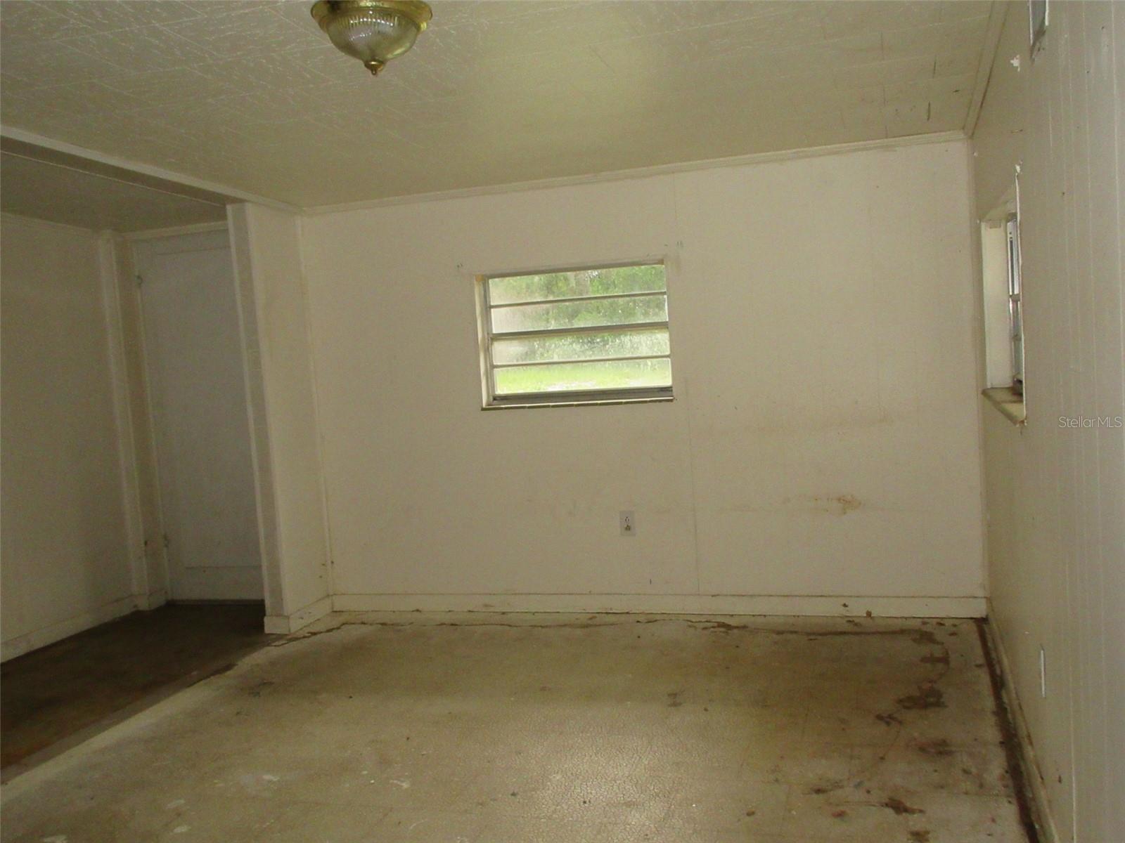 11639 Huggins St Property Photo 11