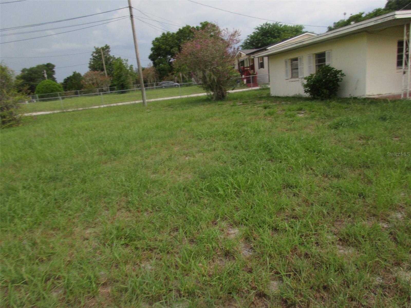 11639 Huggins St Property Photo 22