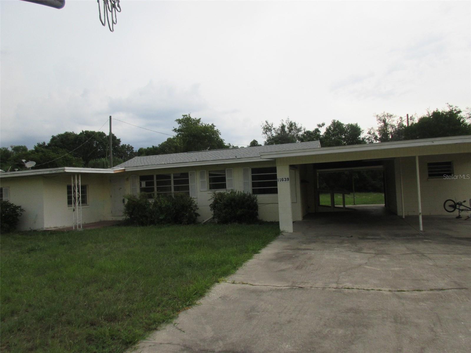 11639 Huggins St Property Photo 24