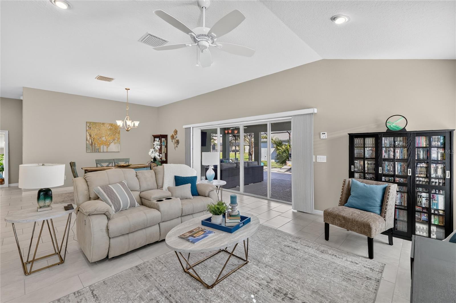 5825 Flint Loop Property Photo 15