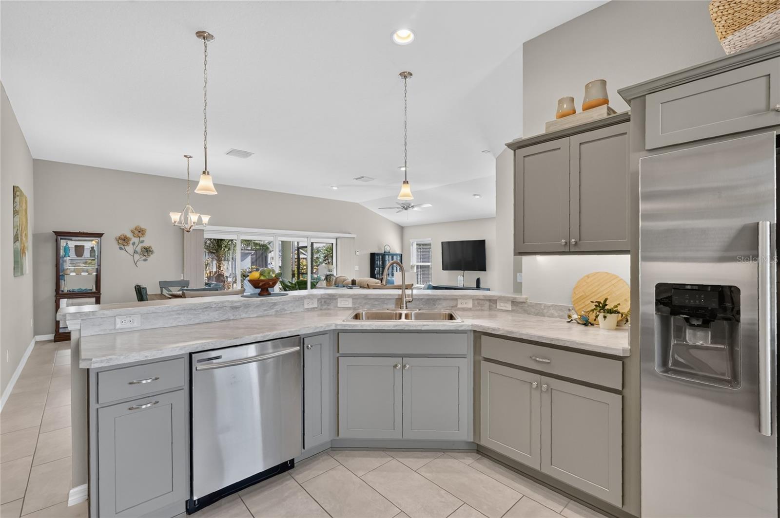 5825 Flint Loop Property Photo 18