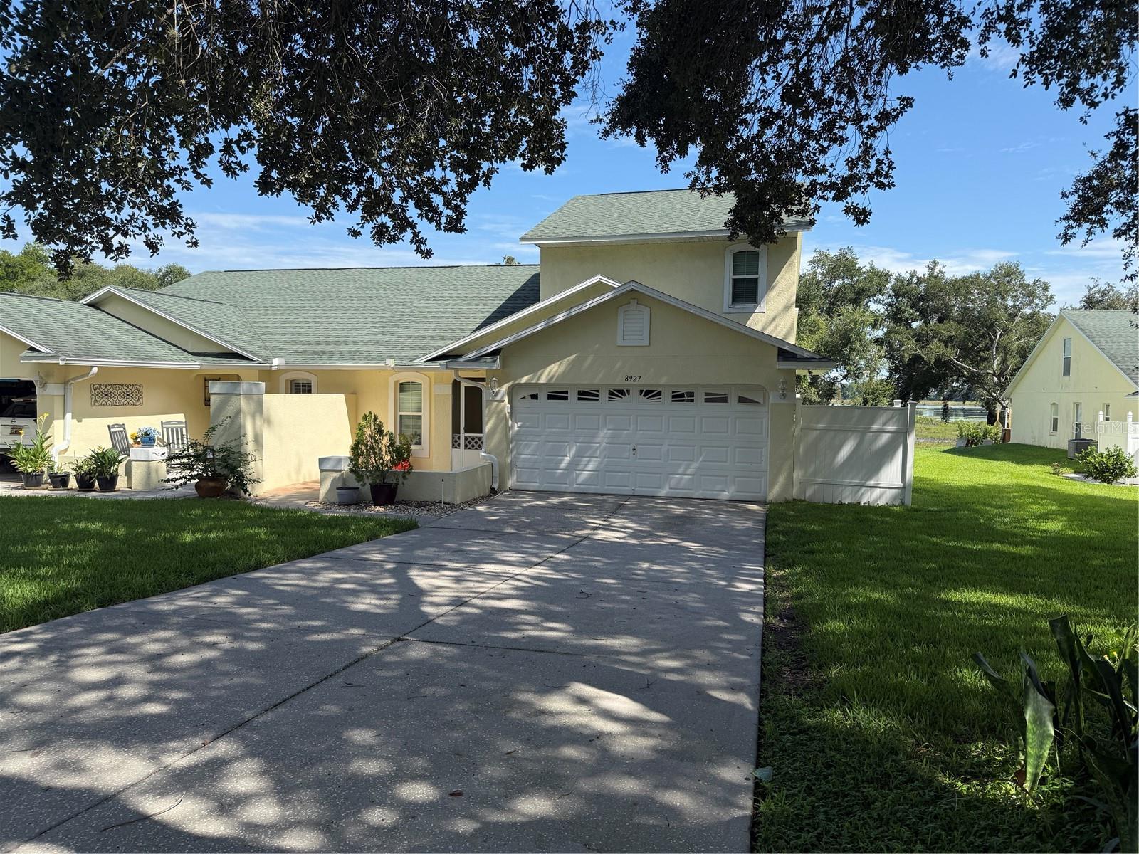 8927 Courtyard Ln Property Photo 1