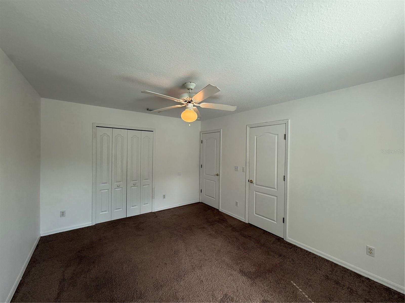8927 Courtyard Ln Property Photo 16