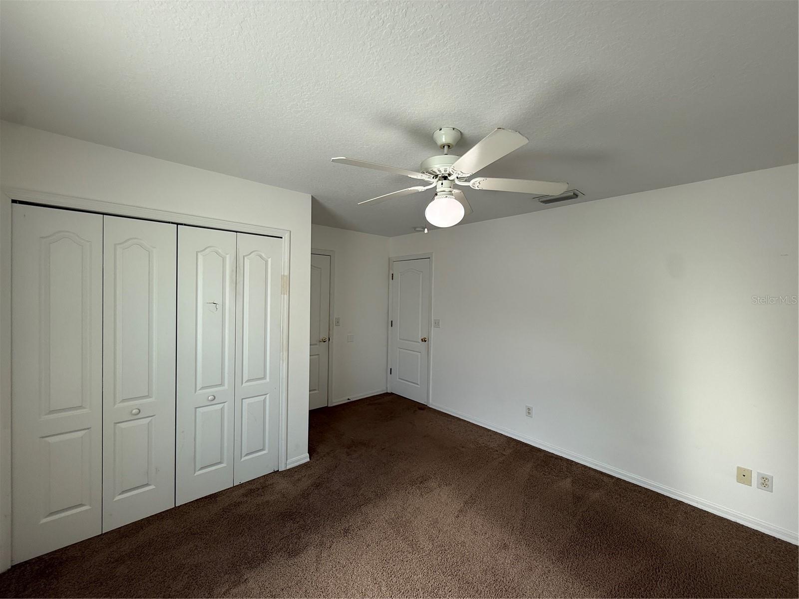 8927 Courtyard Ln Property Photo 18