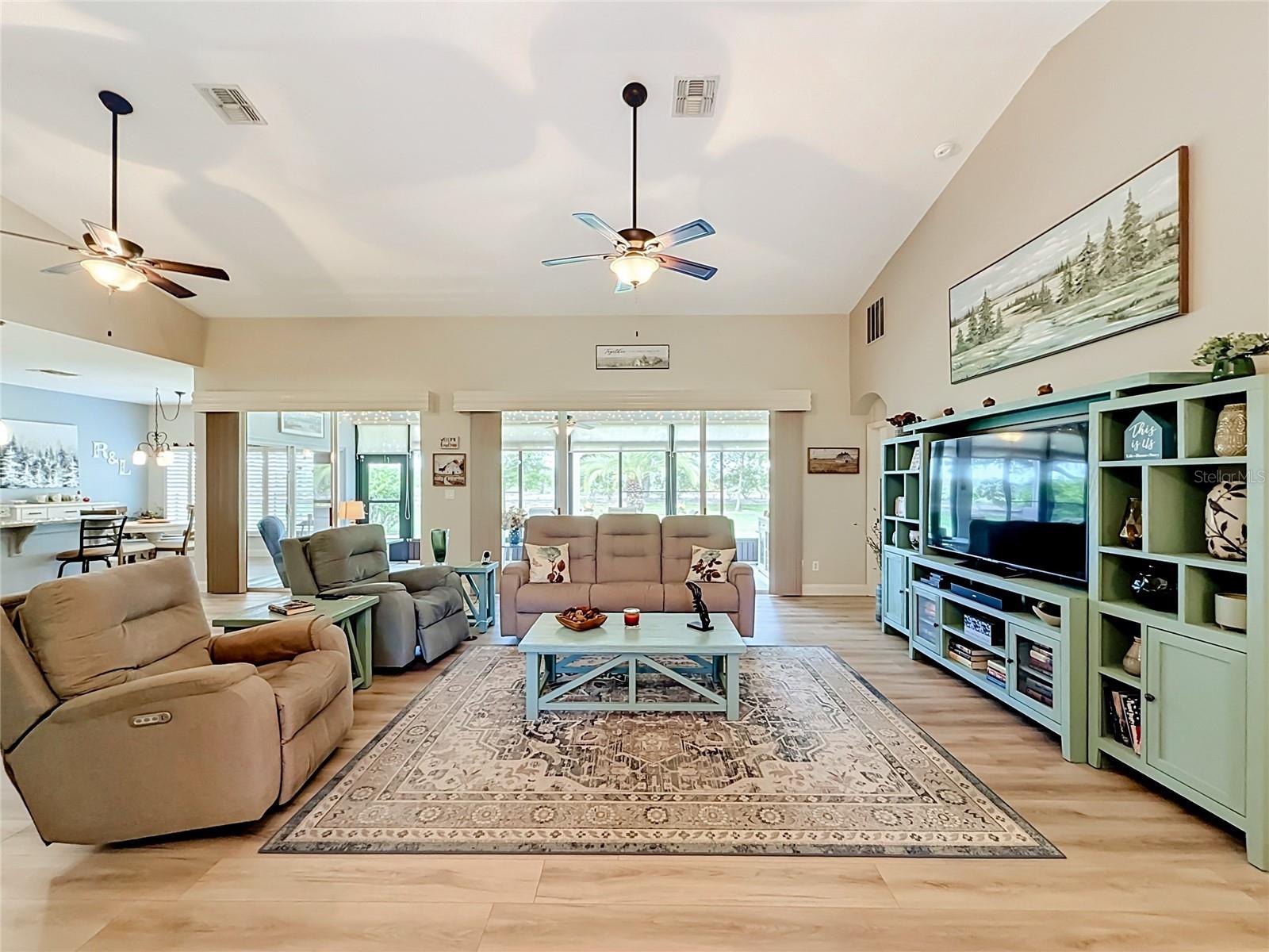 25543 Maurepas Ln Property Photo 5