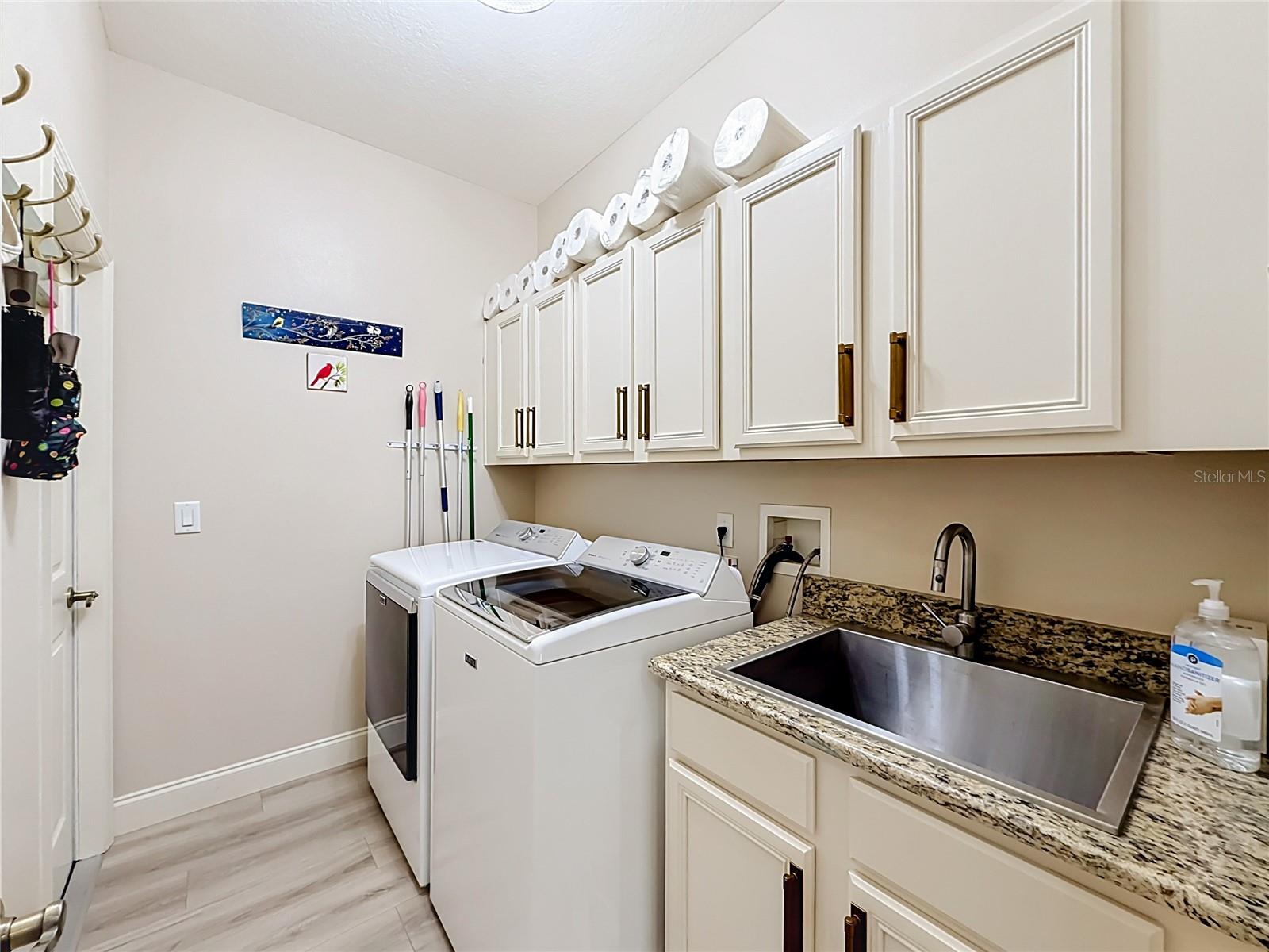 25543 Maurepas Ln Property Photo 44