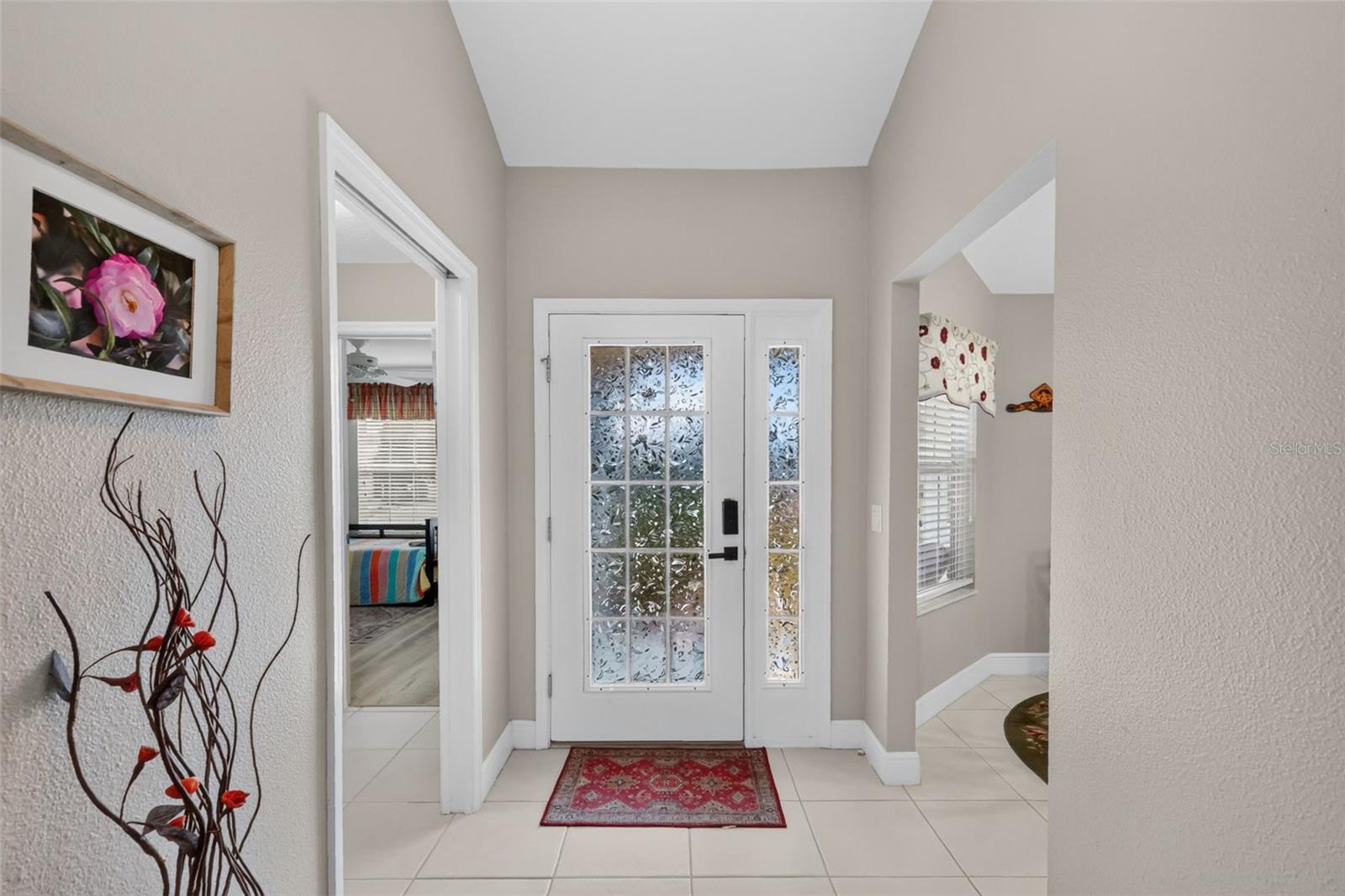 2761 Persimmon Loop Property Photo 3