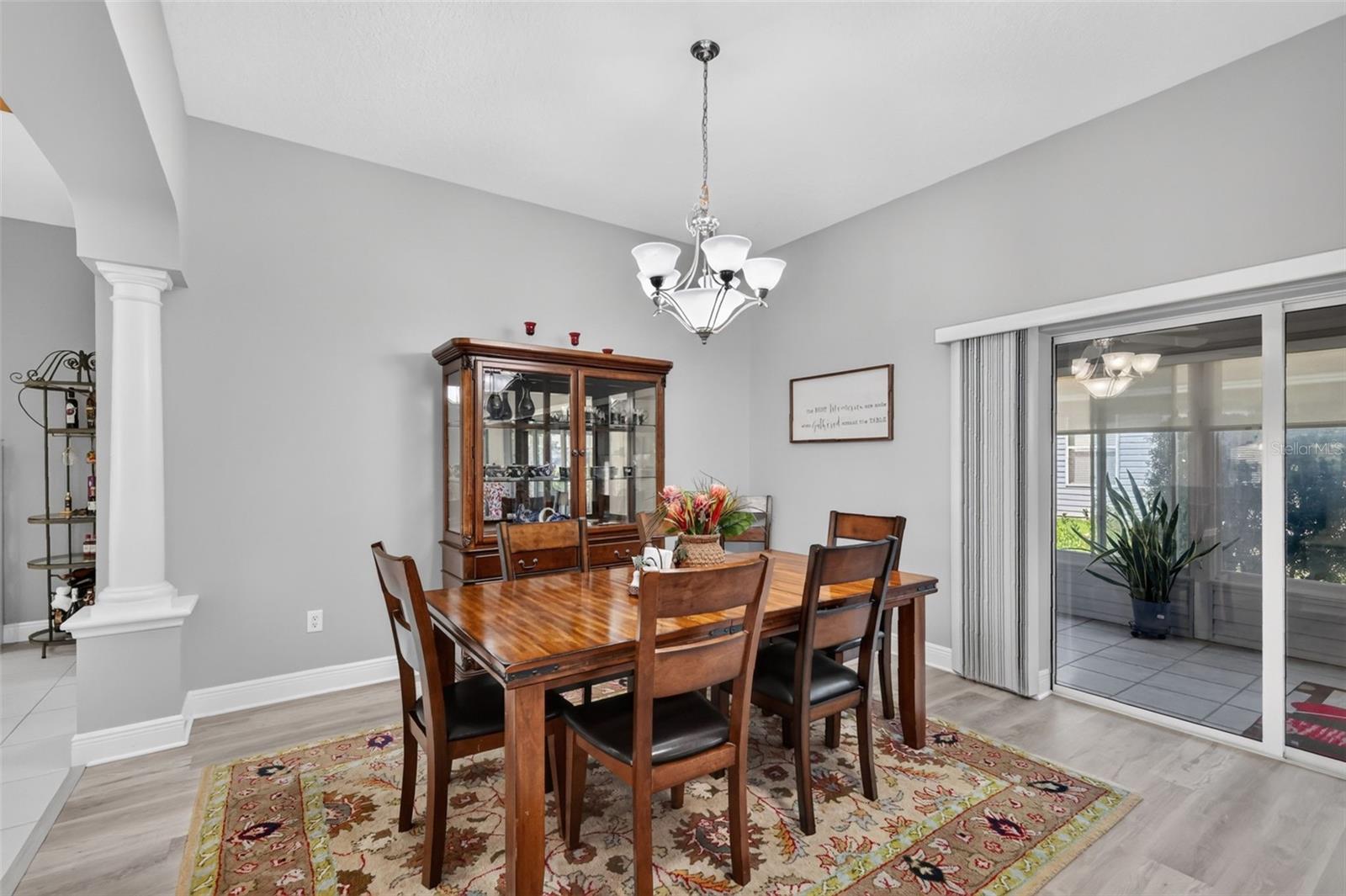 2761 Persimmon Loop Property Photo 8