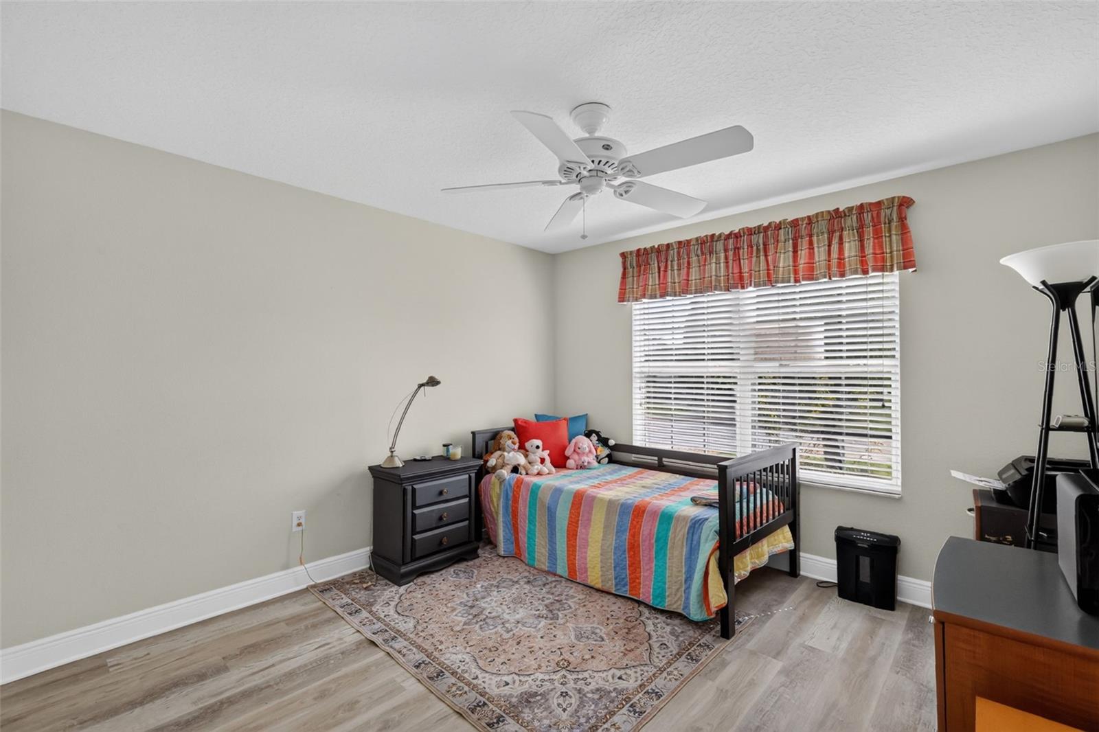 2761 Persimmon Loop Property Photo 16