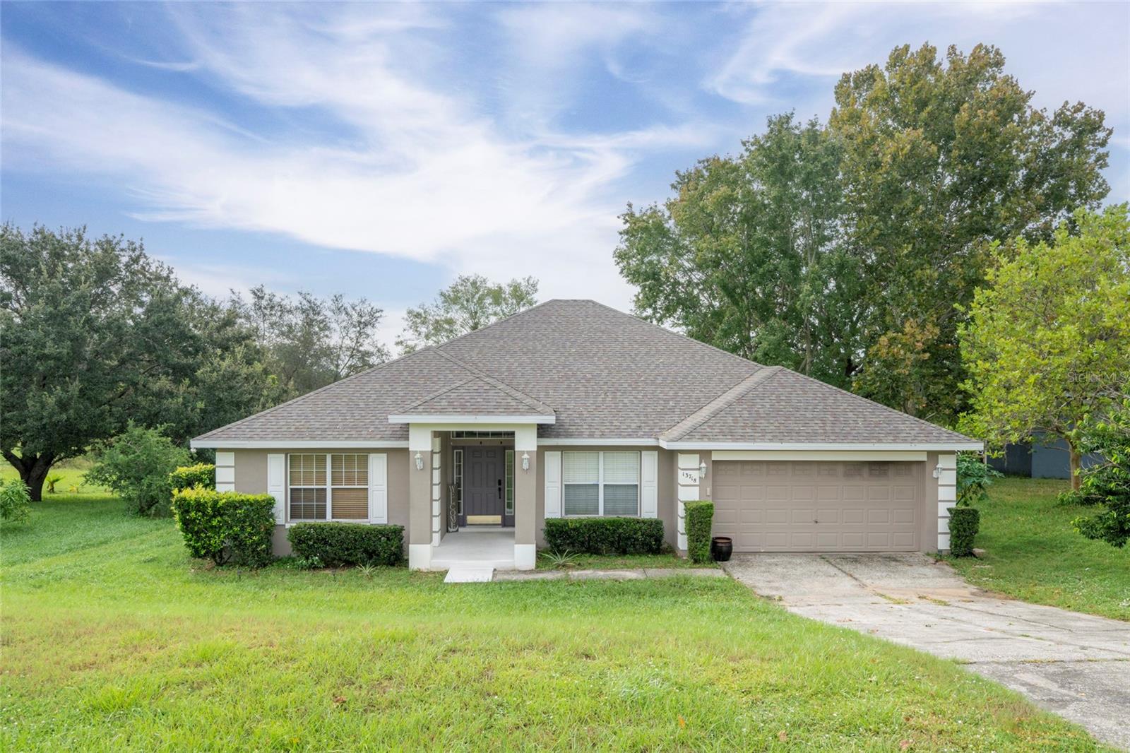 13718 Colina Ct Property Photo 1