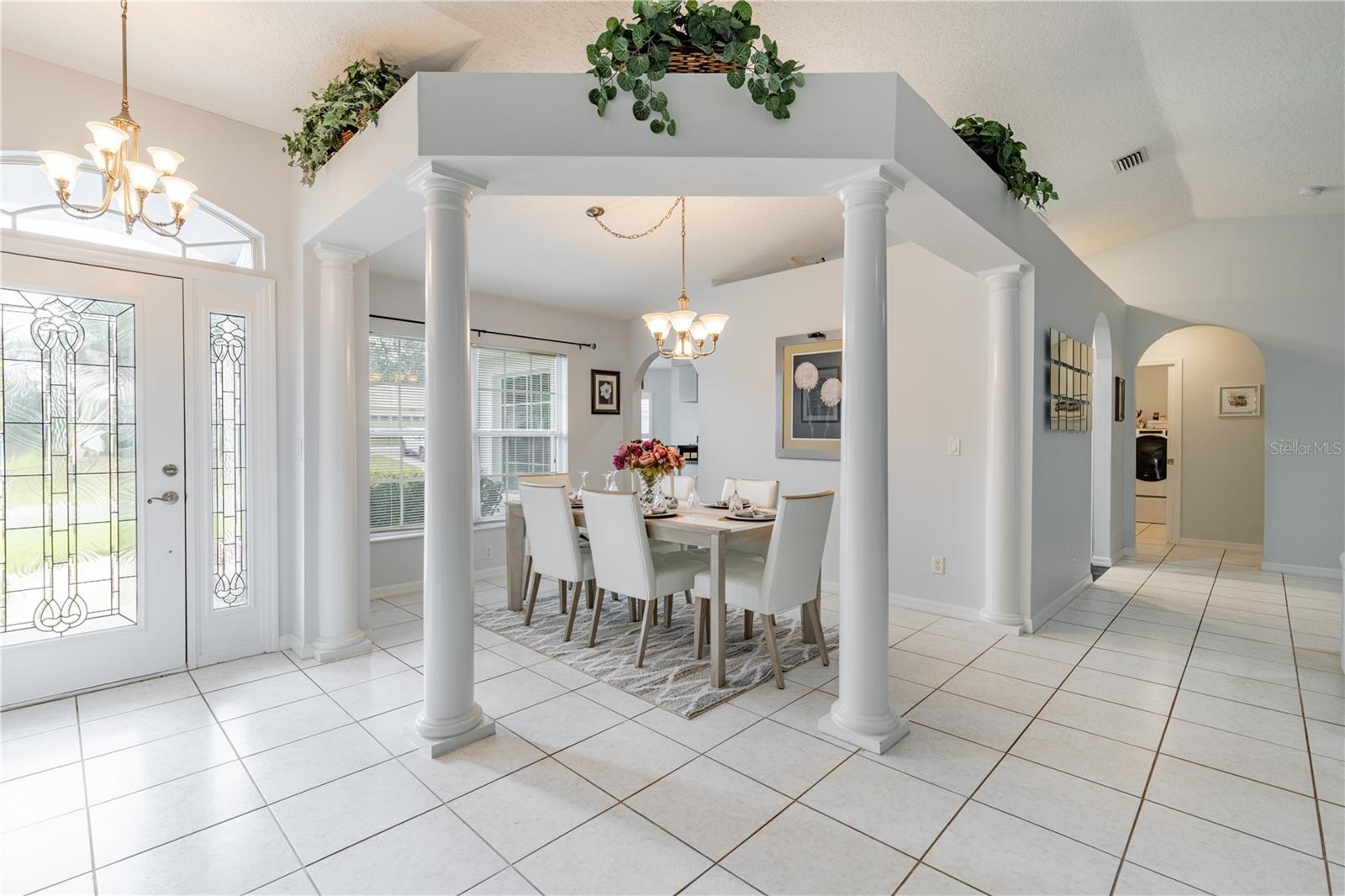 5154 Indian Ocean Loop Property Photo 5