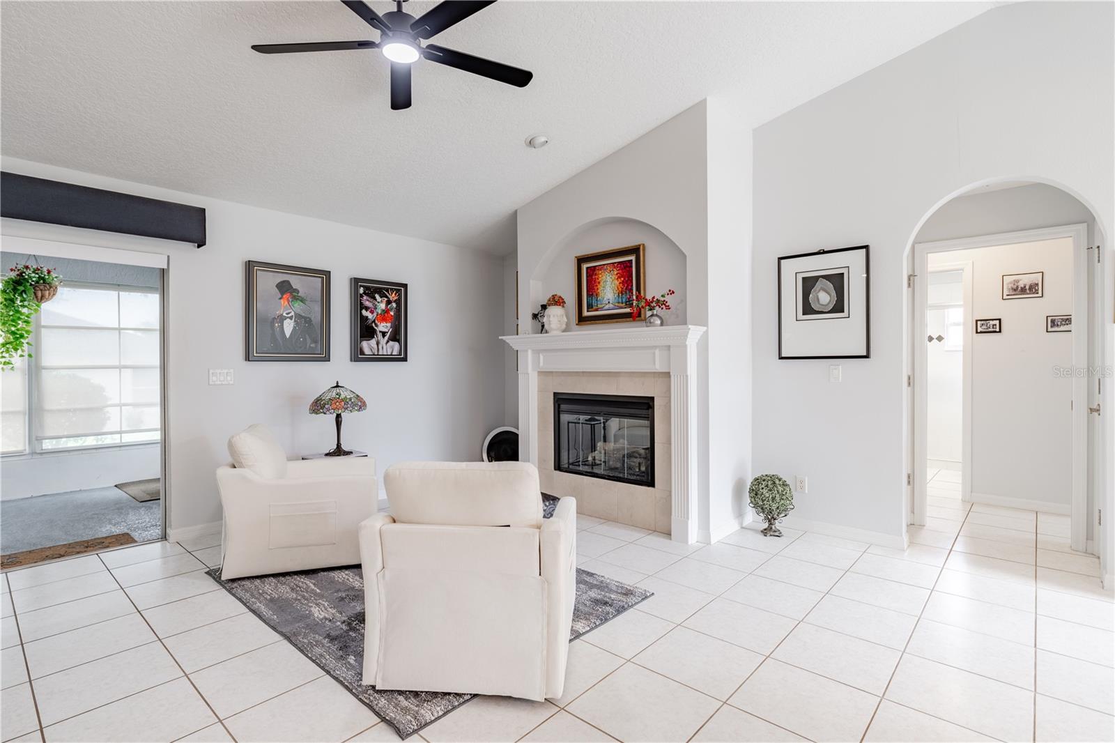 5154 Indian Ocean Loop Property Photo 8