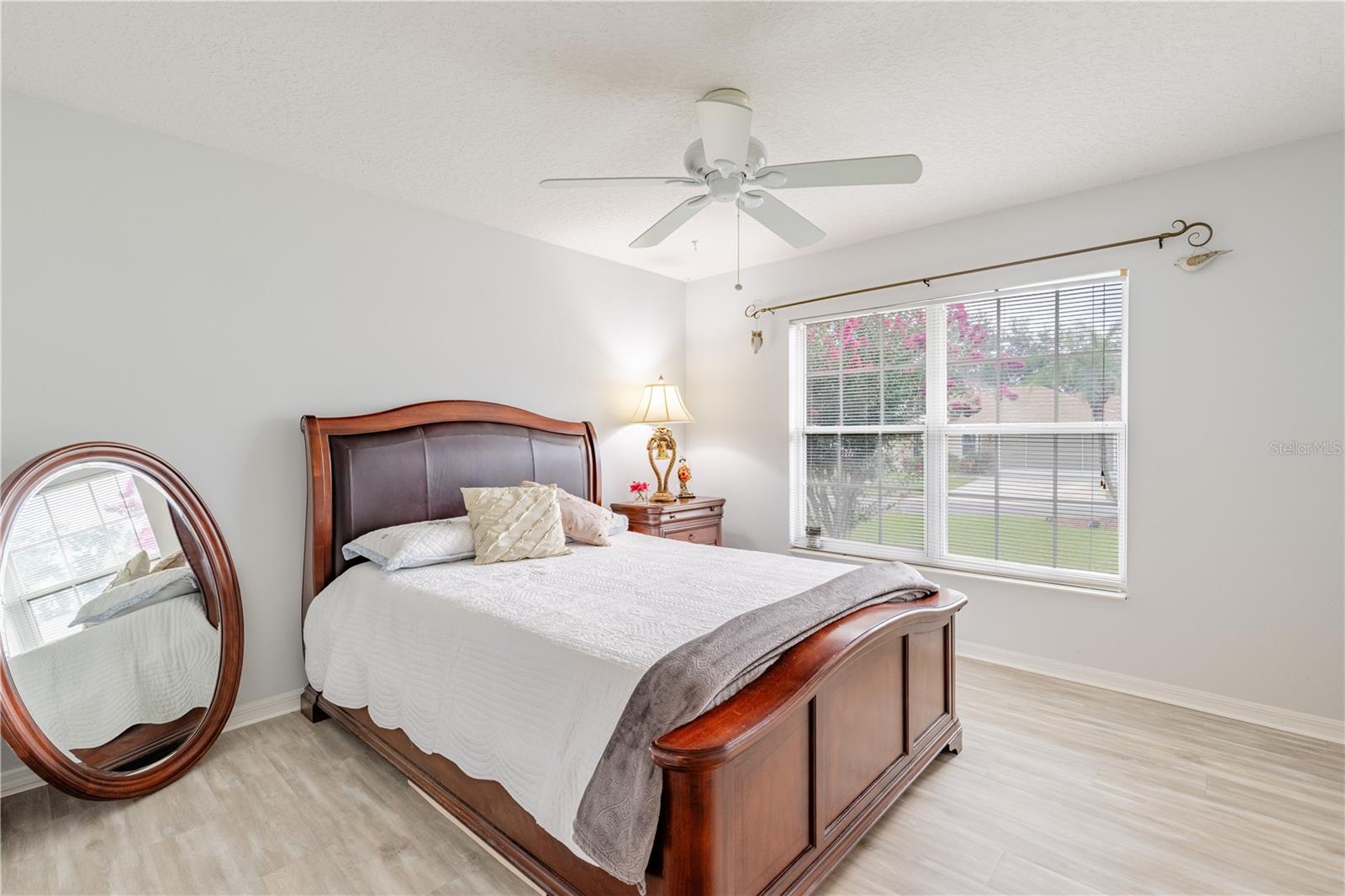 5154 Indian Ocean Loop Property Photo 27