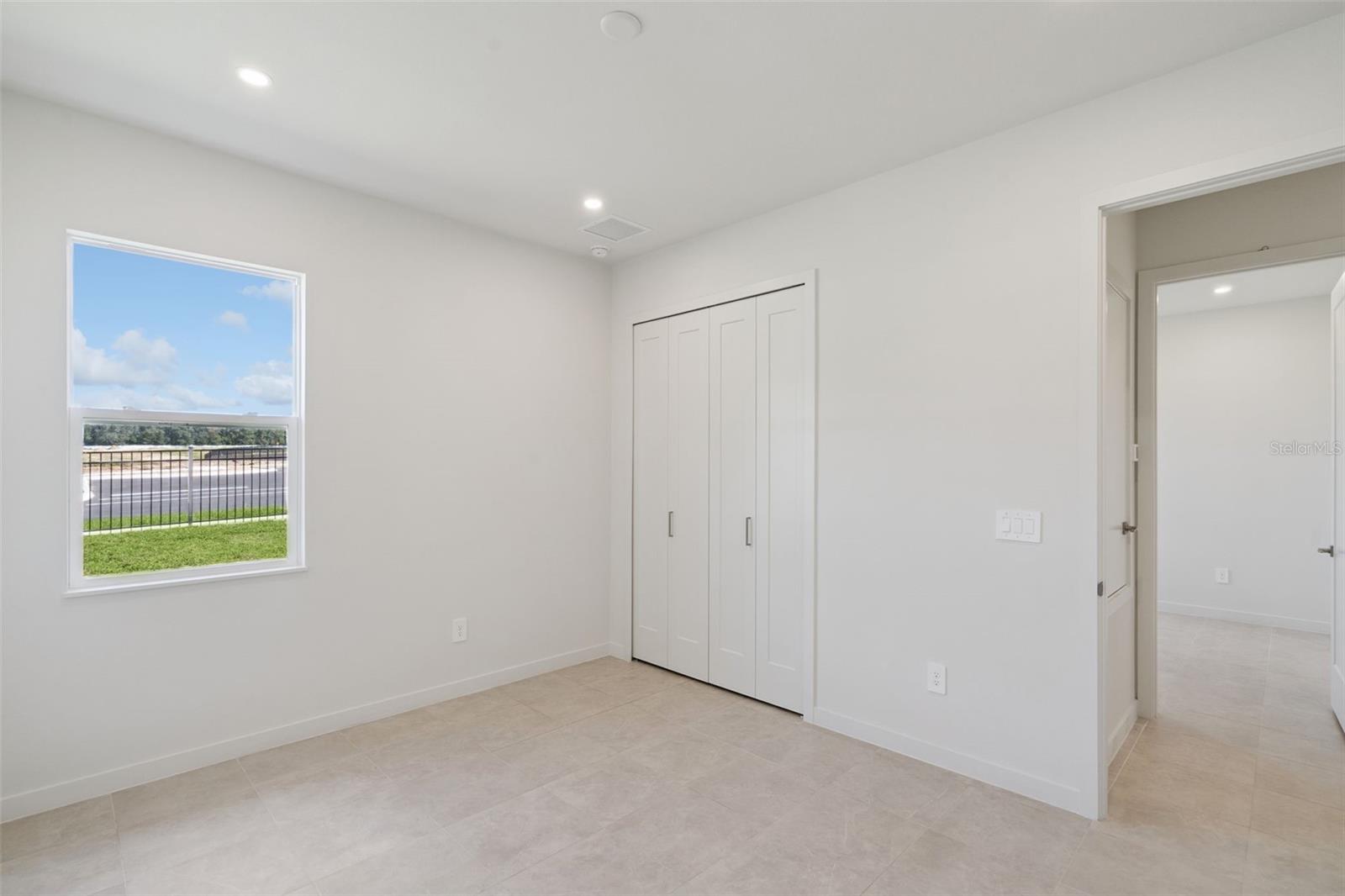 419 Skyfield Ct Property Photo 12